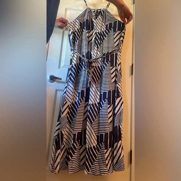 NWoT Vineyard Vines Halter Maxi - Picture 2 of 7